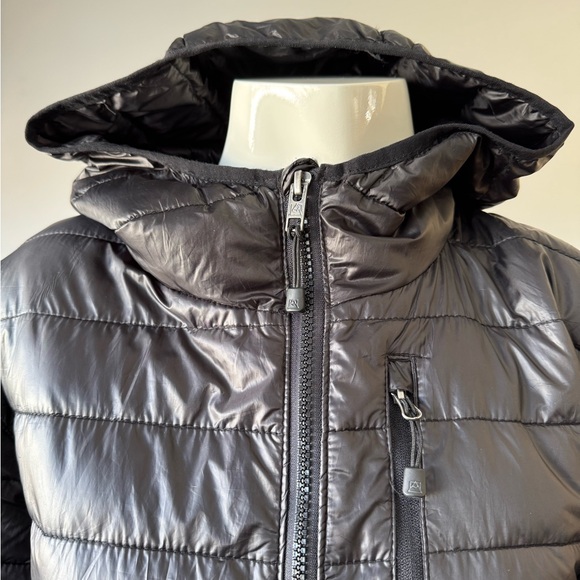Avalanche Men’s Black Puffer Jacket Zip Up size medium Lightweight - Picture 3 of 13